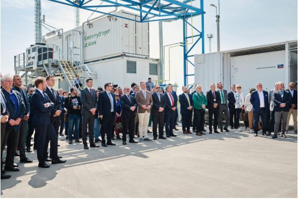 MOL inaugurates the largest green hydrogen plant of the region